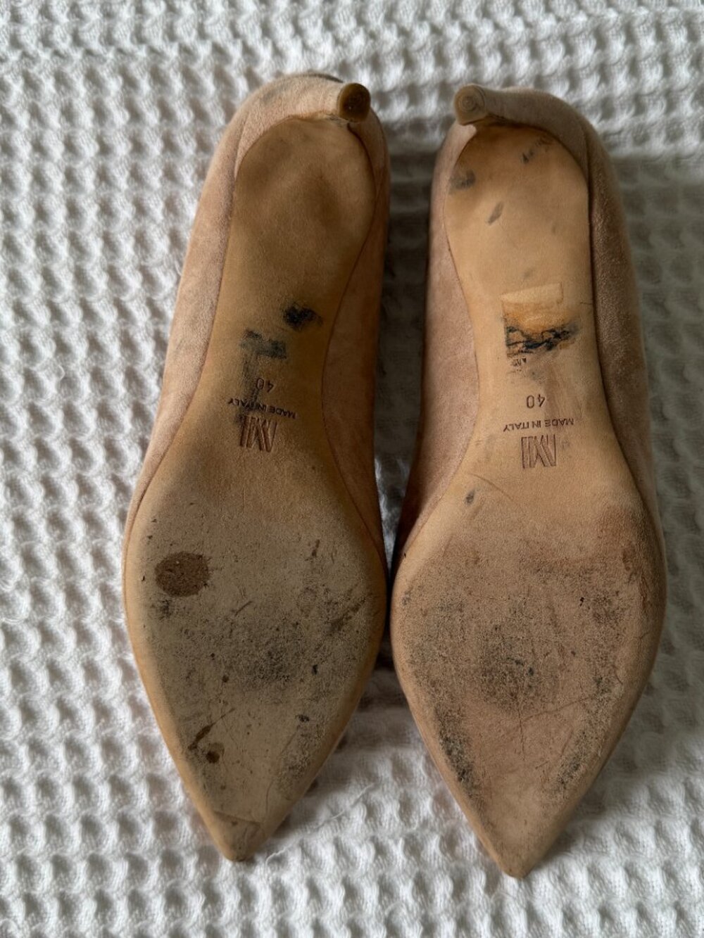 MM LaFleur Vanessa Suede Pumps - Picture 7 of 7